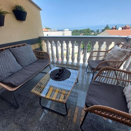 Apartman Moris Малинска Екстериор снимка