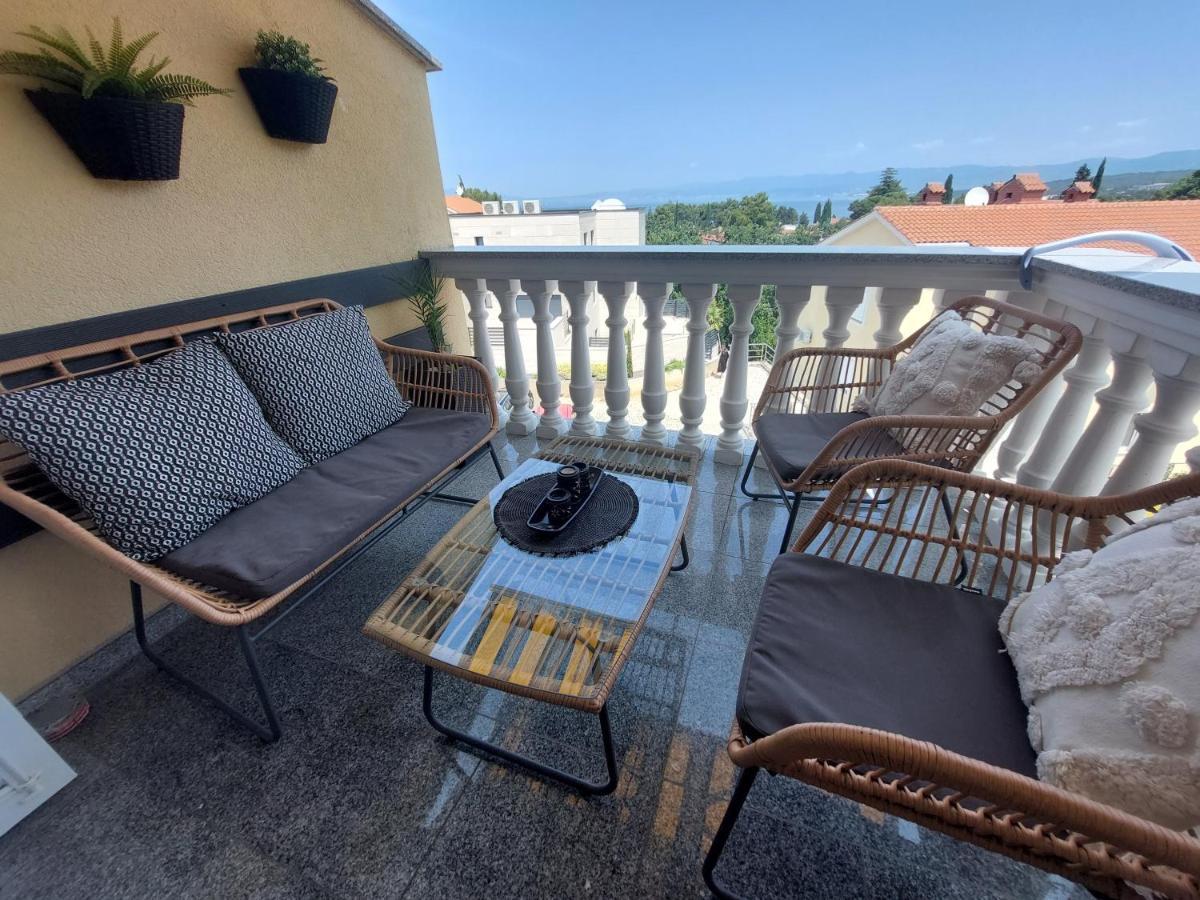 Apartman Moris Малинска Екстериор снимка
