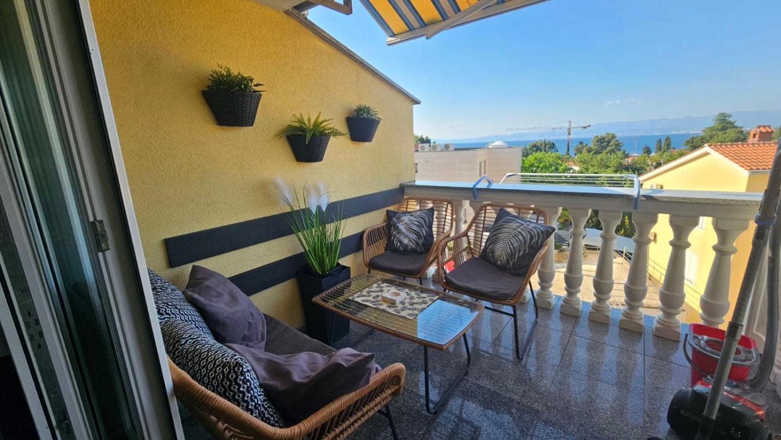 Apartman Moris Малинска Екстериор снимка